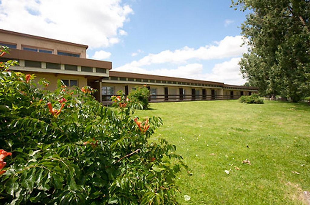 Logis Hotel Restaurant La Vieille Ferme, Macon Nord Sancé Esterno foto