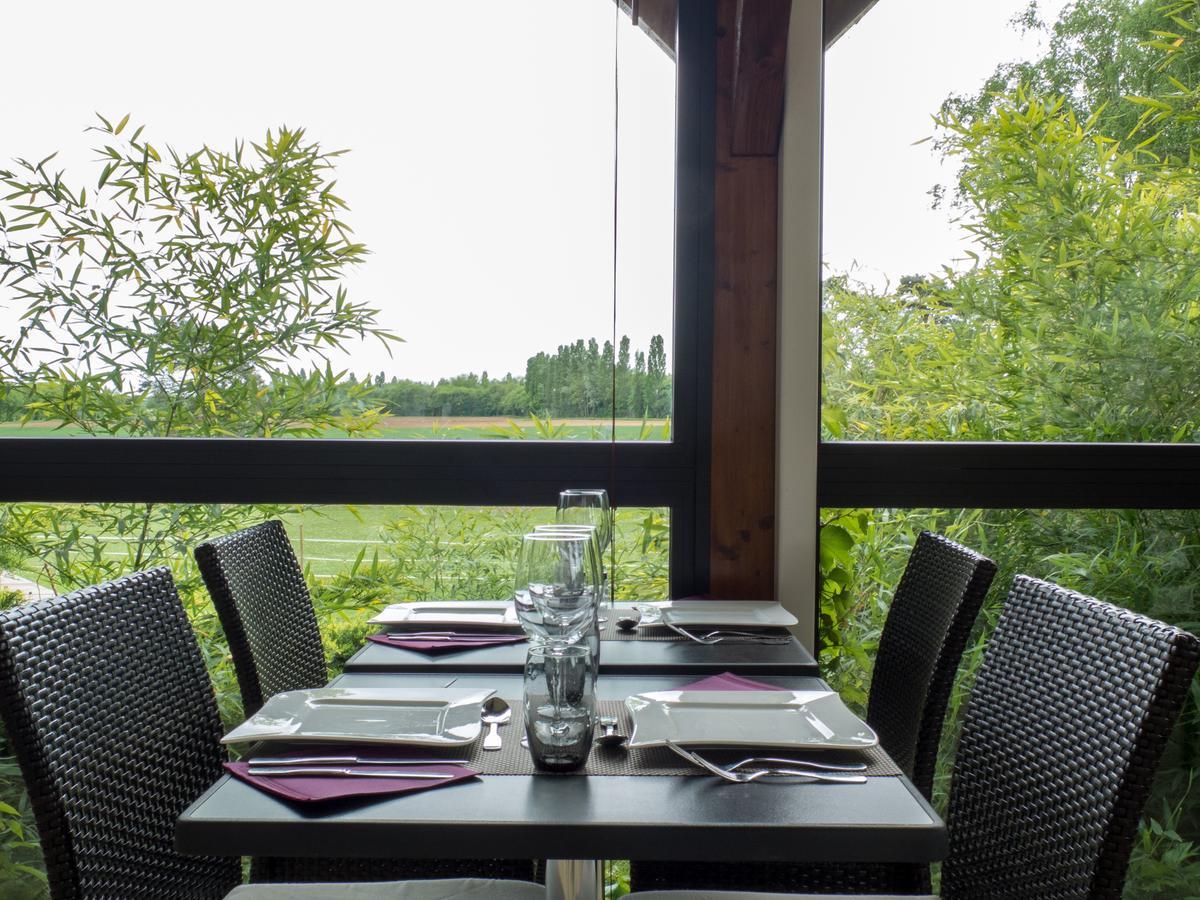 Logis Hotel Restaurant La Vieille Ferme, Macon Nord Sancé Esterno foto