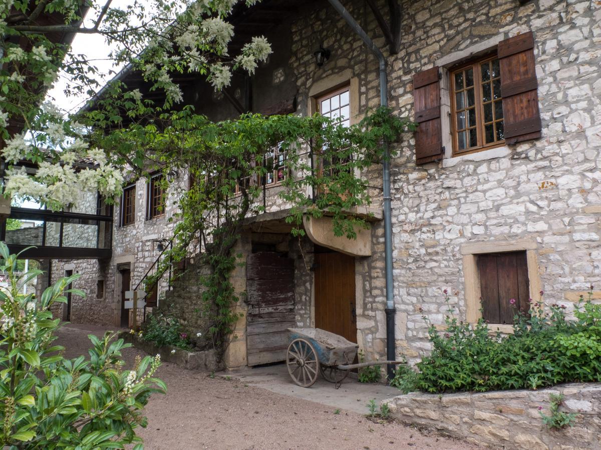Logis Hotel Restaurant La Vieille Ferme, Macon Nord Sancé Esterno foto