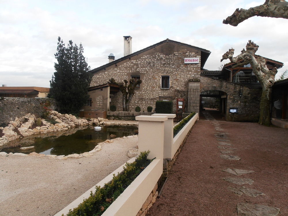 Logis Hotel Restaurant La Vieille Ferme, Macon Nord Sancé Esterno foto