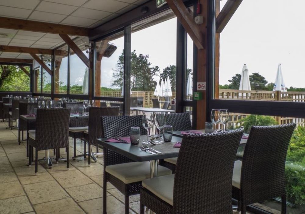 Logis Hotel Restaurant La Vieille Ferme, Macon Nord Sancé Esterno foto