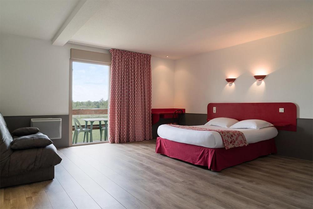 Logis Hotel Restaurant La Vieille Ferme, Macon Nord Sancé Esterno foto